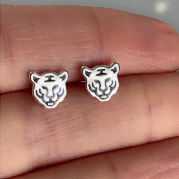 Sterling Silver Tiger Stud Earrings - Picture 3 of 11